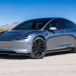 Pārsteidzošais pagrieziens Arizonas elektromobiļu ainavā: Lucid drosmīgais solis paplašināties nozares pārmaiņu apstākļos